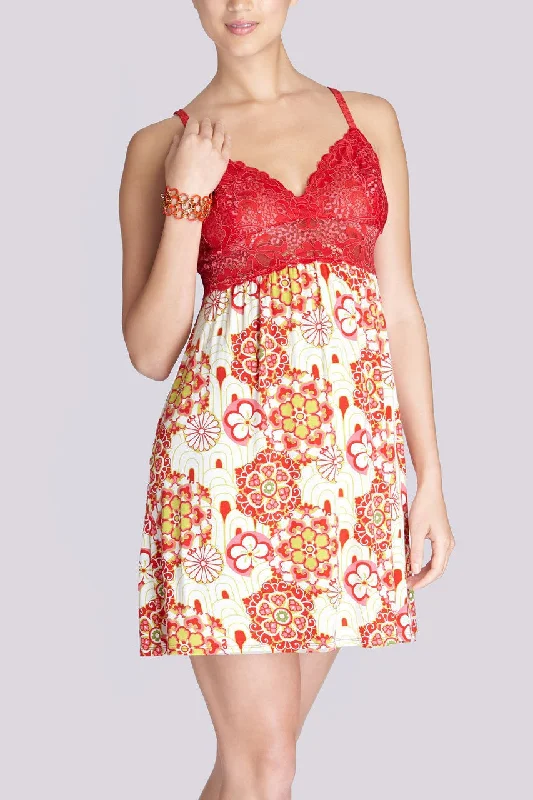 women lounge dress with a geometric print for a contemporary feelToile De Josie Chemise - Red